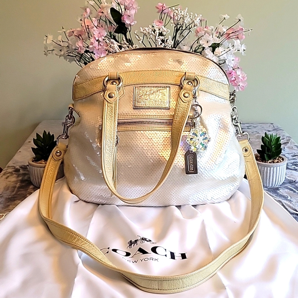 EUC Coach Poppy limited edition opal spotlight bag